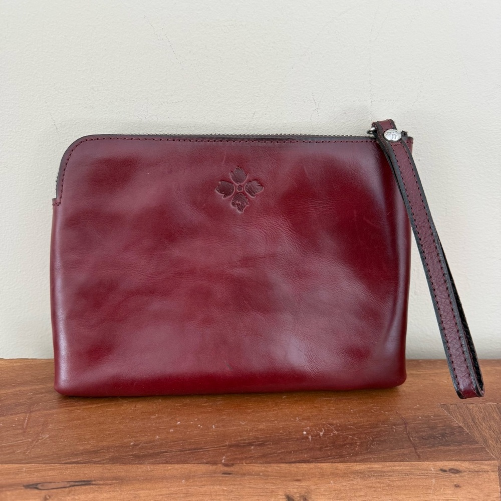 Patricia Nash zip case